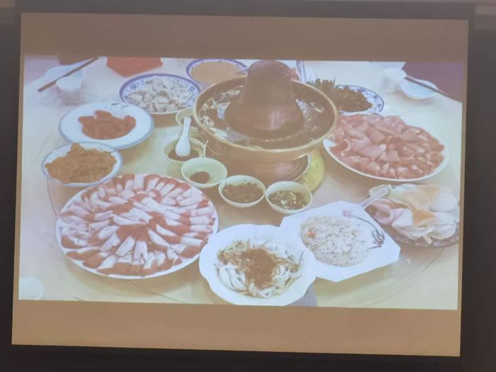 綿陽中旅行假日旅行社舉行胡楊林、南疆專列推薦會